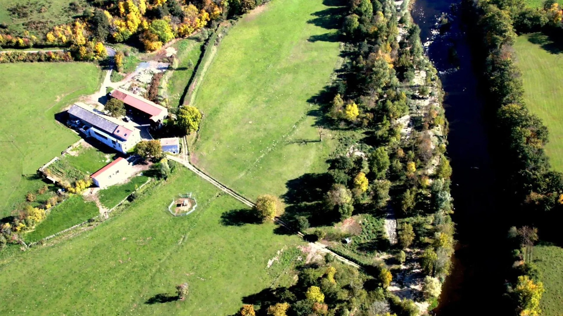 Domaine De La Planche De Melussac Bed and Breakfast Cussac-sur-Loire Frankrijk